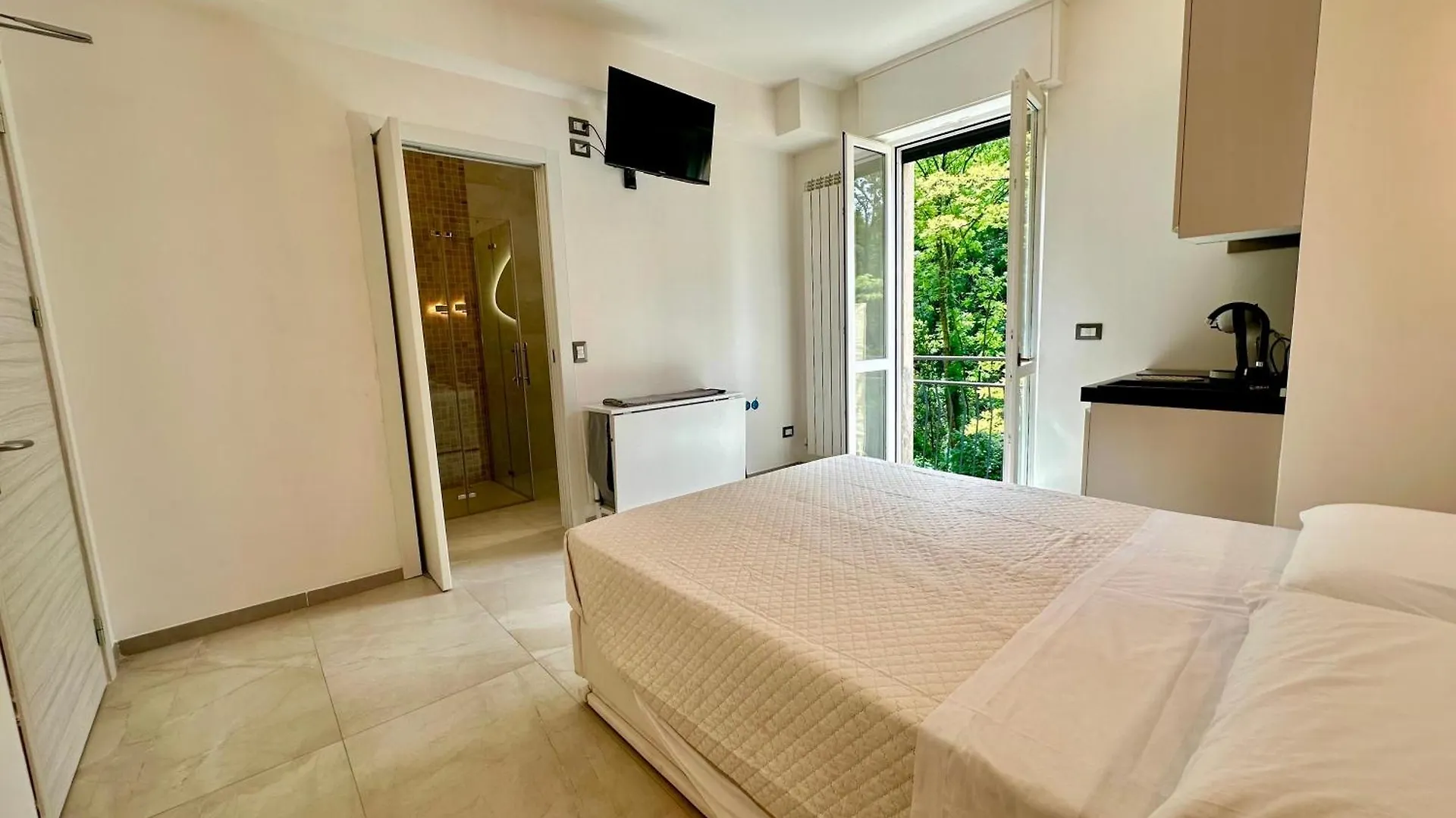 Lecco Rivers Retreat - Five Design Suites Дом отдыха